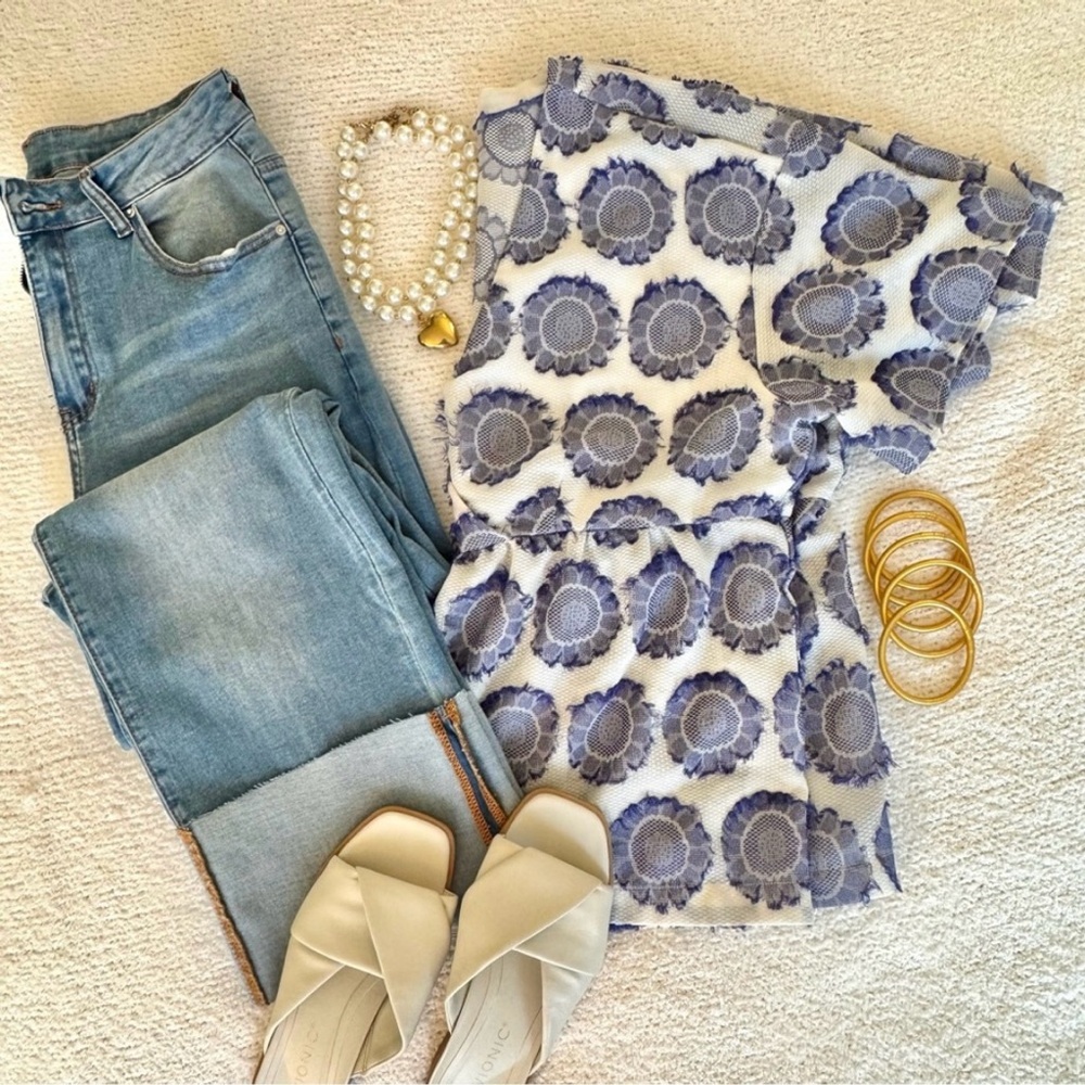 Anthro Maeve Gioia Textured Lace Top M - Picture 2 of 13